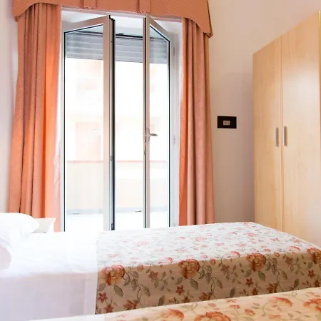Saint Tropez - Hotel Pineto