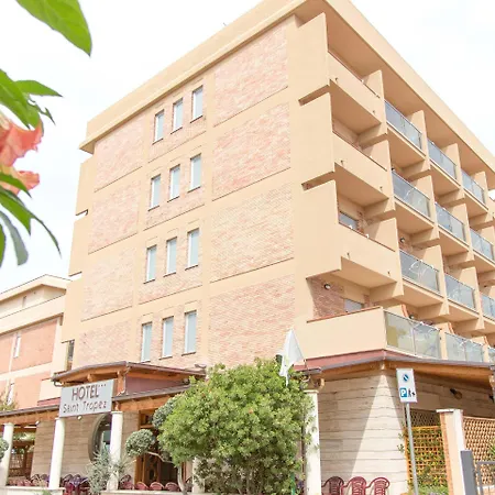 Ξενοδοχείο Saint Tropez - 3*