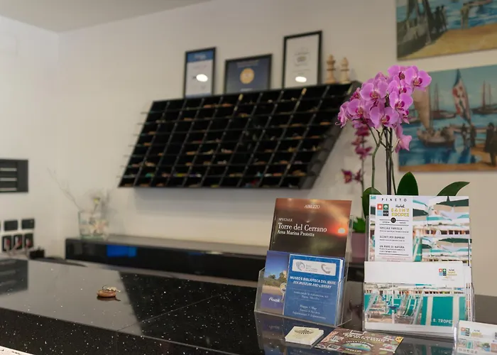 Saint Tropez - Ξενοδοχείο 3*