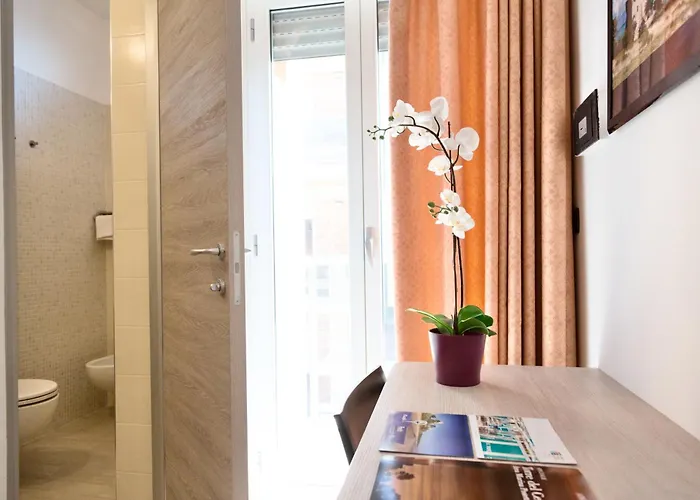 Saint Tropez - Hotel 3*