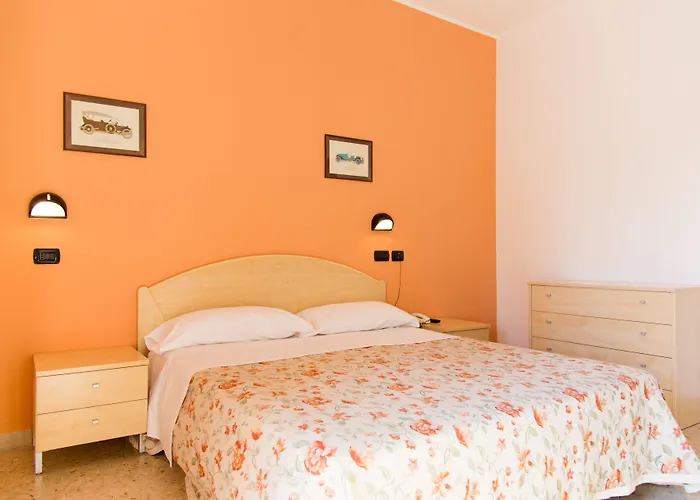 Saint Tropez - Hotel Pineto