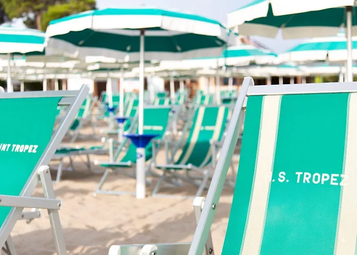 Ξενοδοχείο Saint Tropez - Pineto